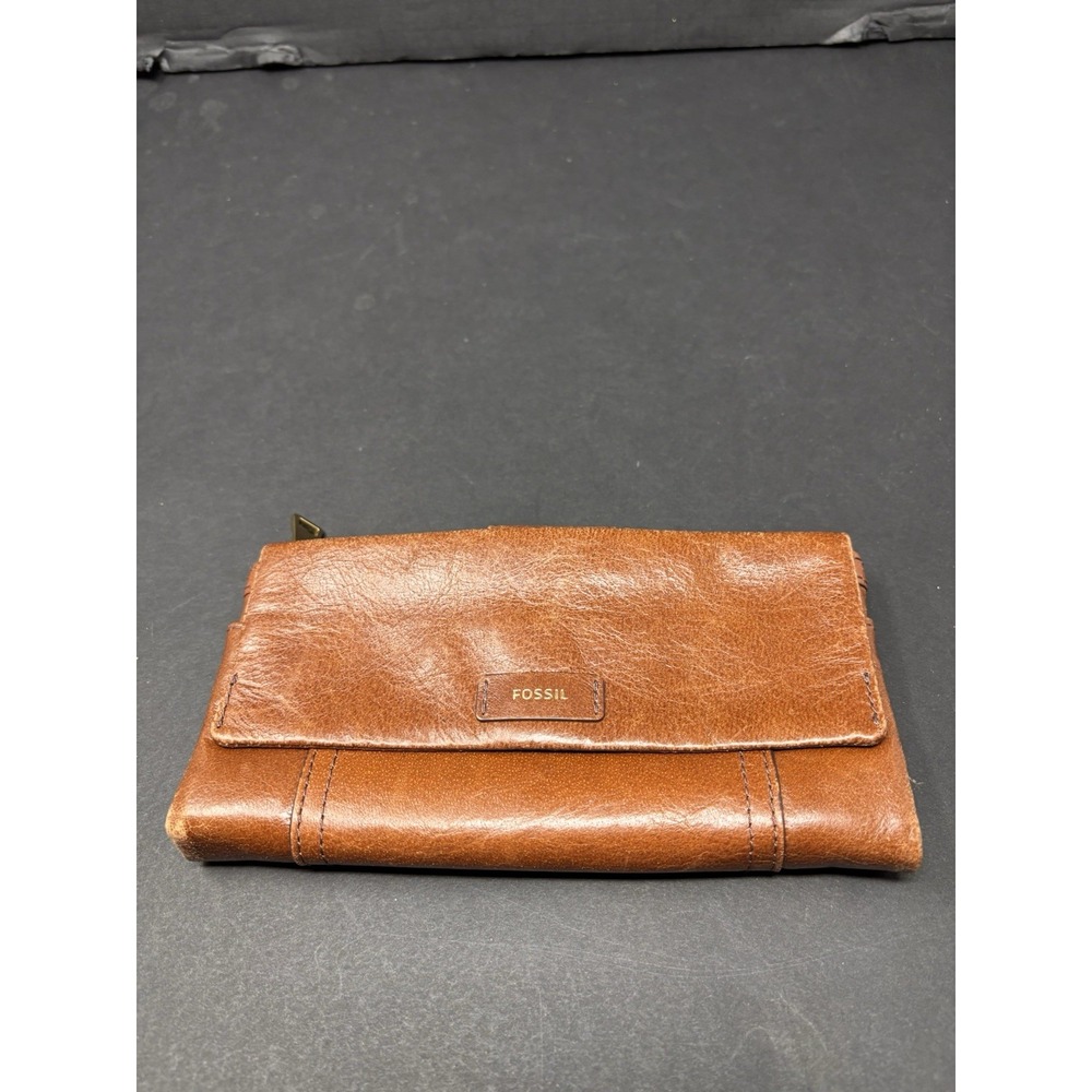 Fossil  Women's Brown Leather Ellis Clutch Wallet 7 1/2" x 4"